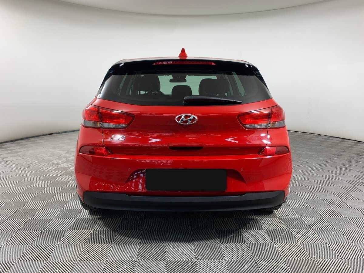 Купить Hyundai i30, 2017, 235 275 км.. Фото: #5