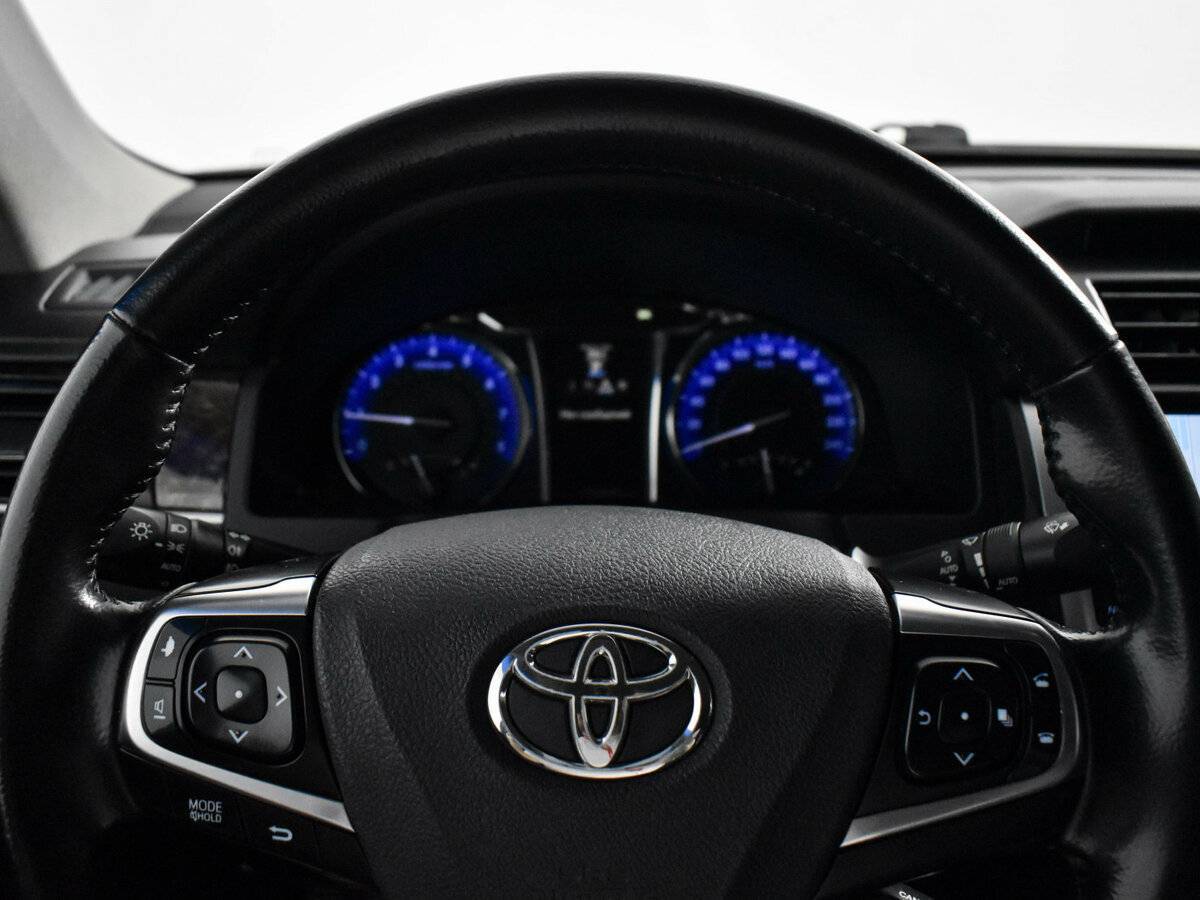 Купить Toyota Camry, 2018, 130 684 км.. Фото: #19