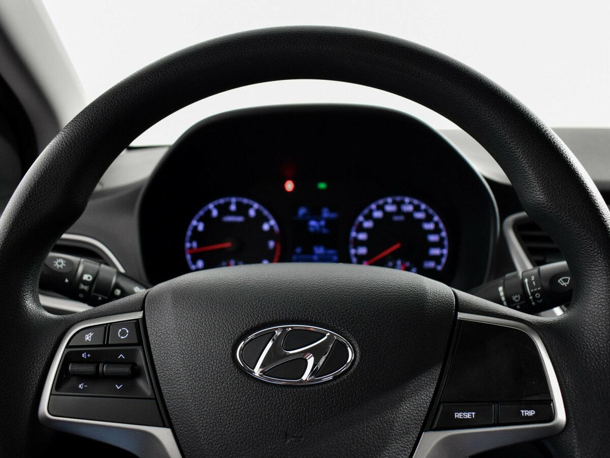 Купить Hyundai Solaris, 2017, 83 431 км.. Фото: #14