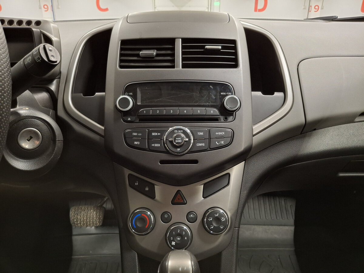 Купить Chevrolet Aveo, 2015, 65 745 км.. Фото: #13