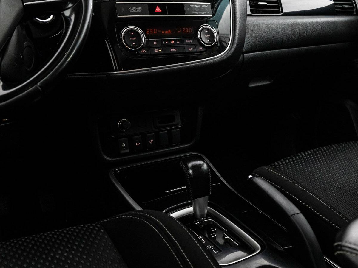 Купить Mitsubishi Outlander, 2019, 127 071 км.. Фото: #9
