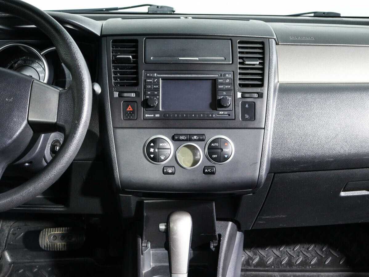 Купить Nissan Tiida, 2013, 136 945 км.. Фото: #10