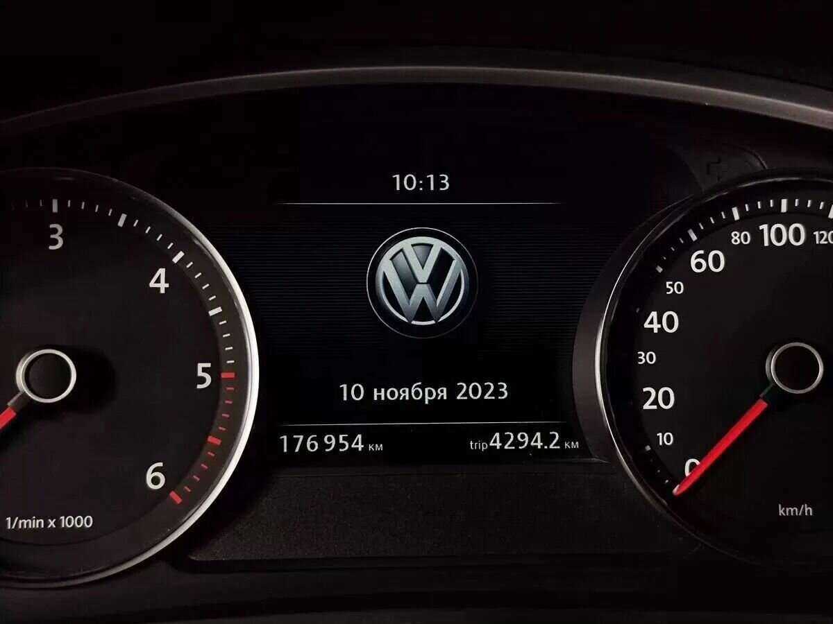 Купить Volkswagen Touareg, 2014, 176 954 км.. Фото: #6