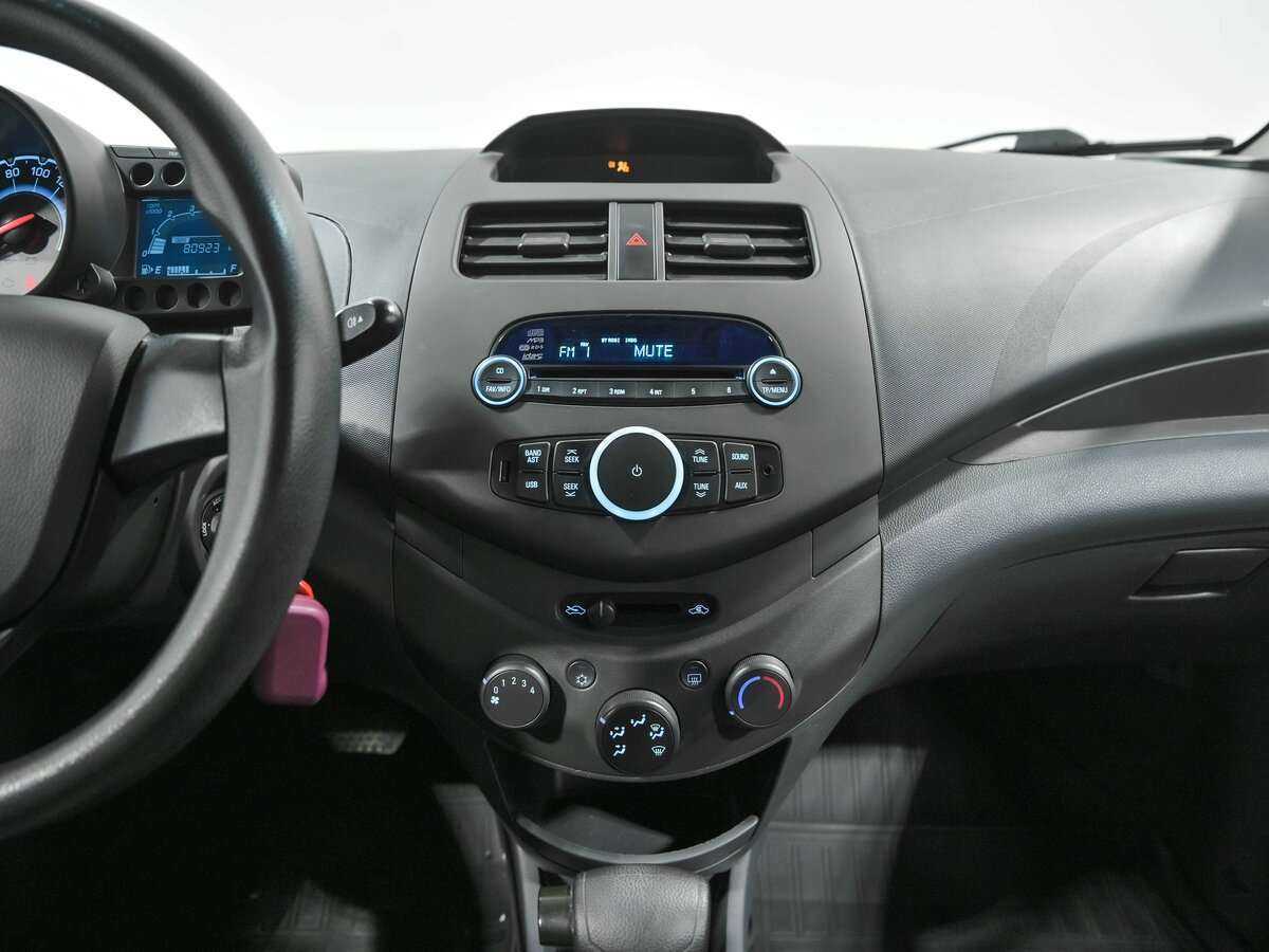Купить Chevrolet Spark, 2013, 80 922 км.. Фото: #8
