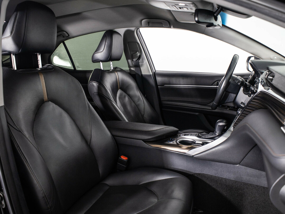 Купить Toyota Camry, 2018, 126 806 км.. Фото: #8