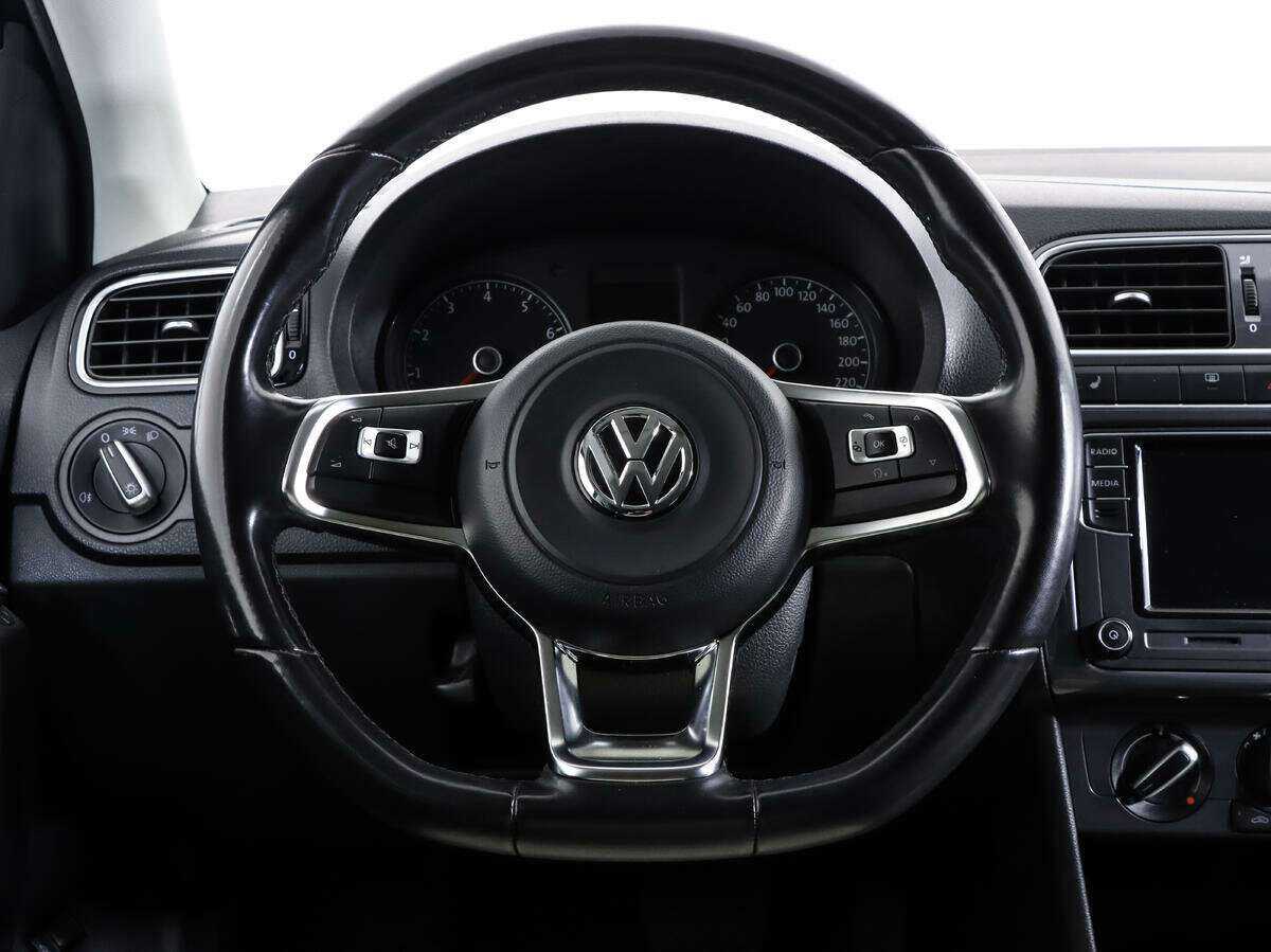 Купить Volkswagen Polo, 2020, 140 634 км.. Фото: #11