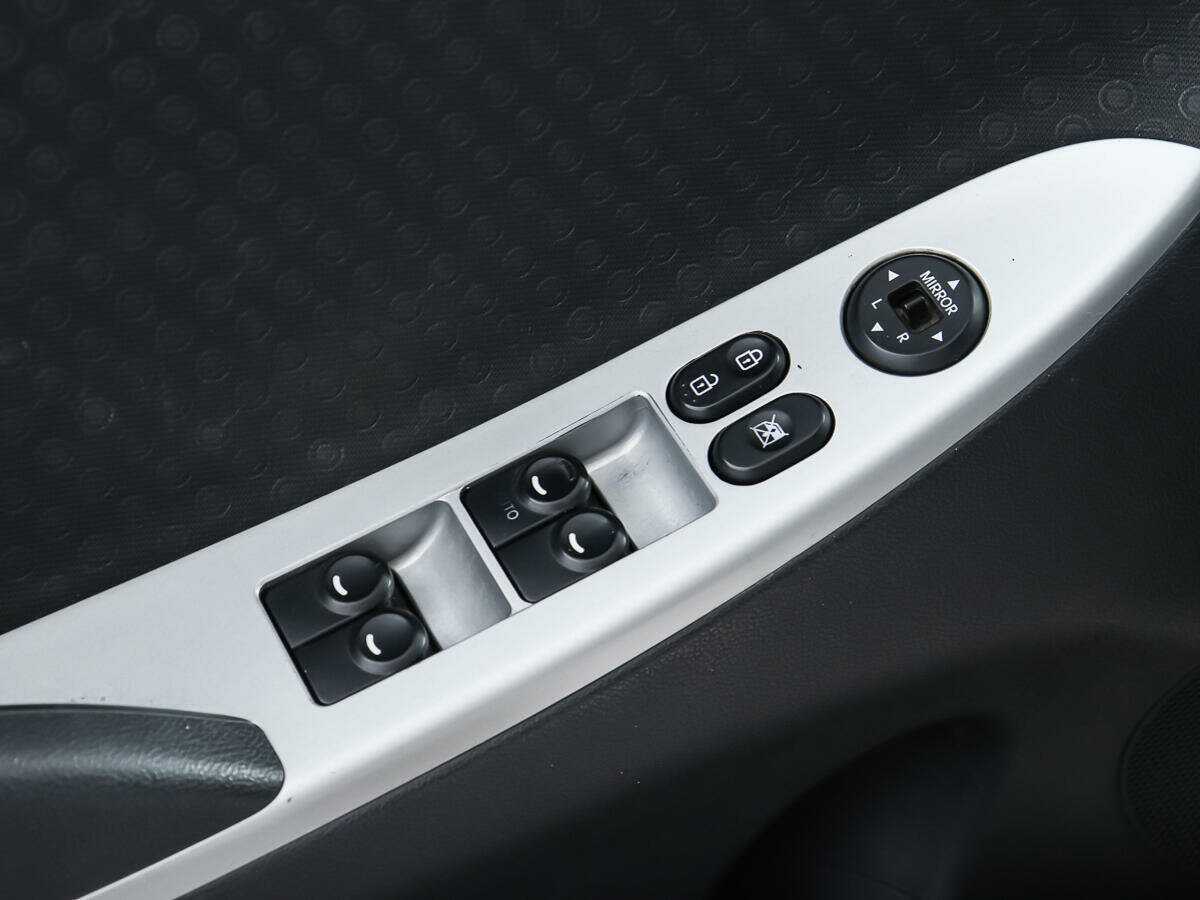 Купить Hyundai Solaris, 2012, 178 384 км.. Фото: #14