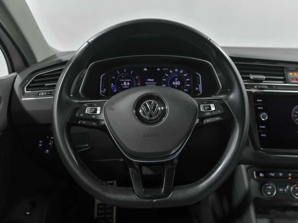 Купить Volkswagen Tiguan, 2020, 72 673 км.. Фото: #6