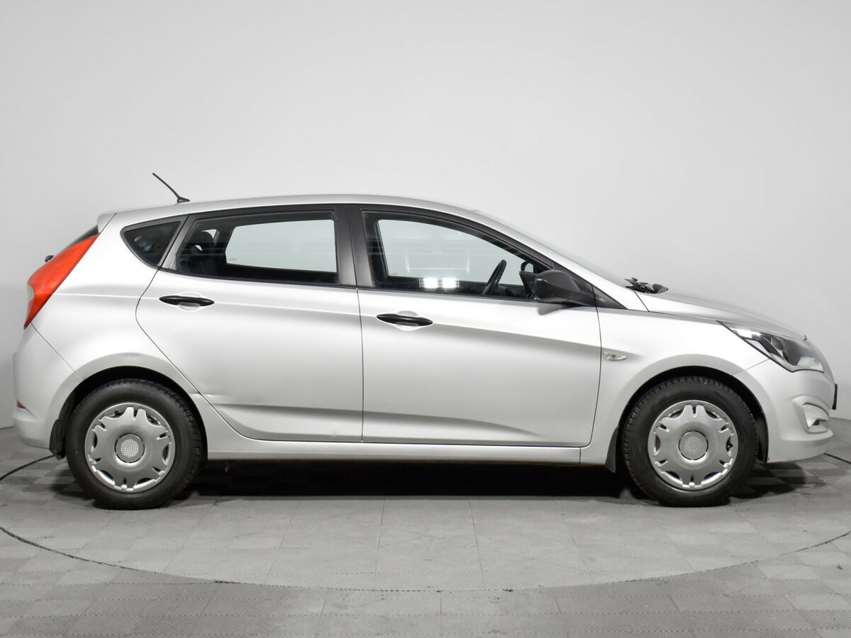 Купить Hyundai Solaris, 2015, 79 094 км.. Фото: #3