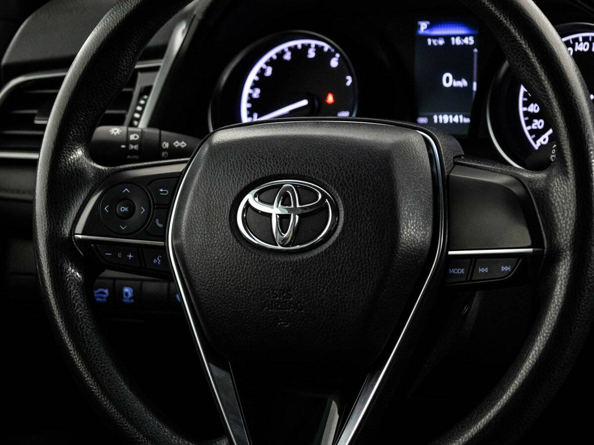 Купить Toyota Camry, 2021, 119 139 км.. Фото: #8