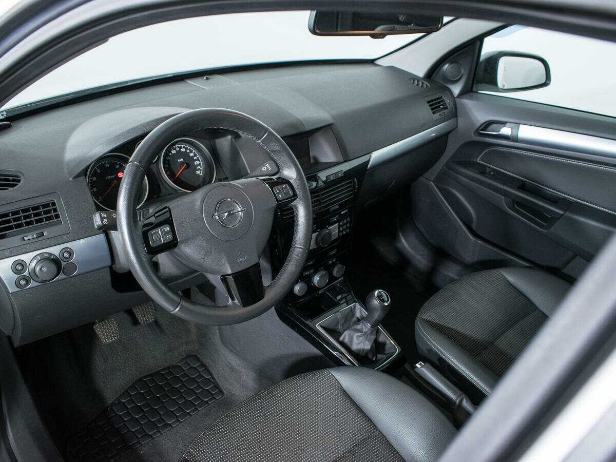 Купить Opel Astra, 2014, 117 992 км.. Фото: #12