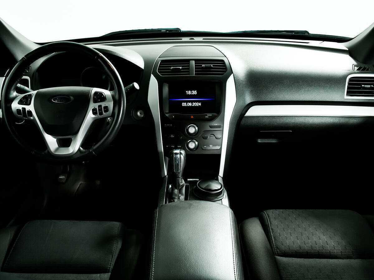 Купить Ford Explorer, 2013, 58 900 км.. Фото: #10