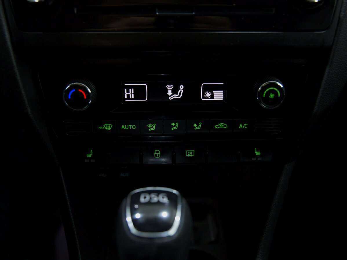 Купить Skoda Rapid, 2017, 188 576 км.. Фото: #10