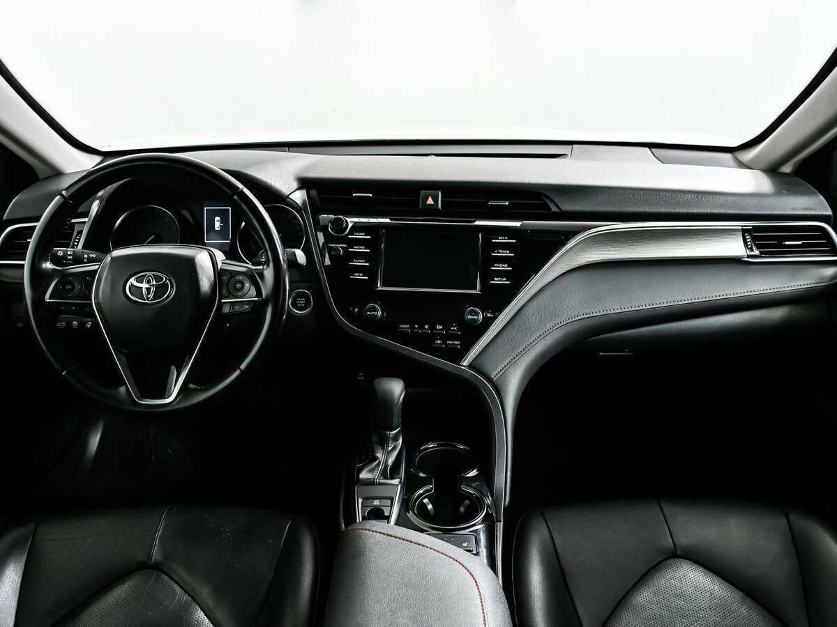 Купить Toyota Camry, 2020, 69 448 км.. Фото: #10