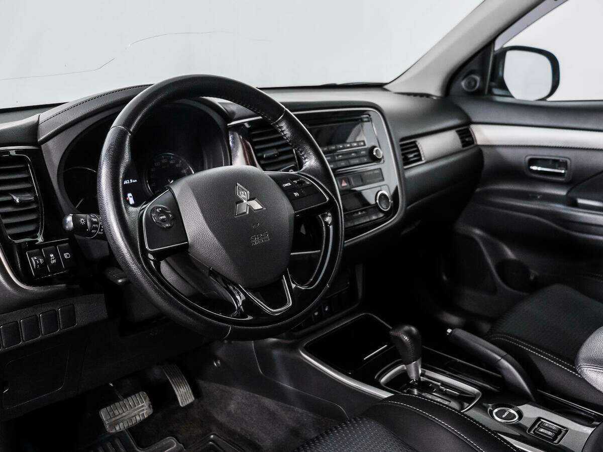 Купить Mitsubishi Outlander, 2018, 202 715 км.. Фото: #7