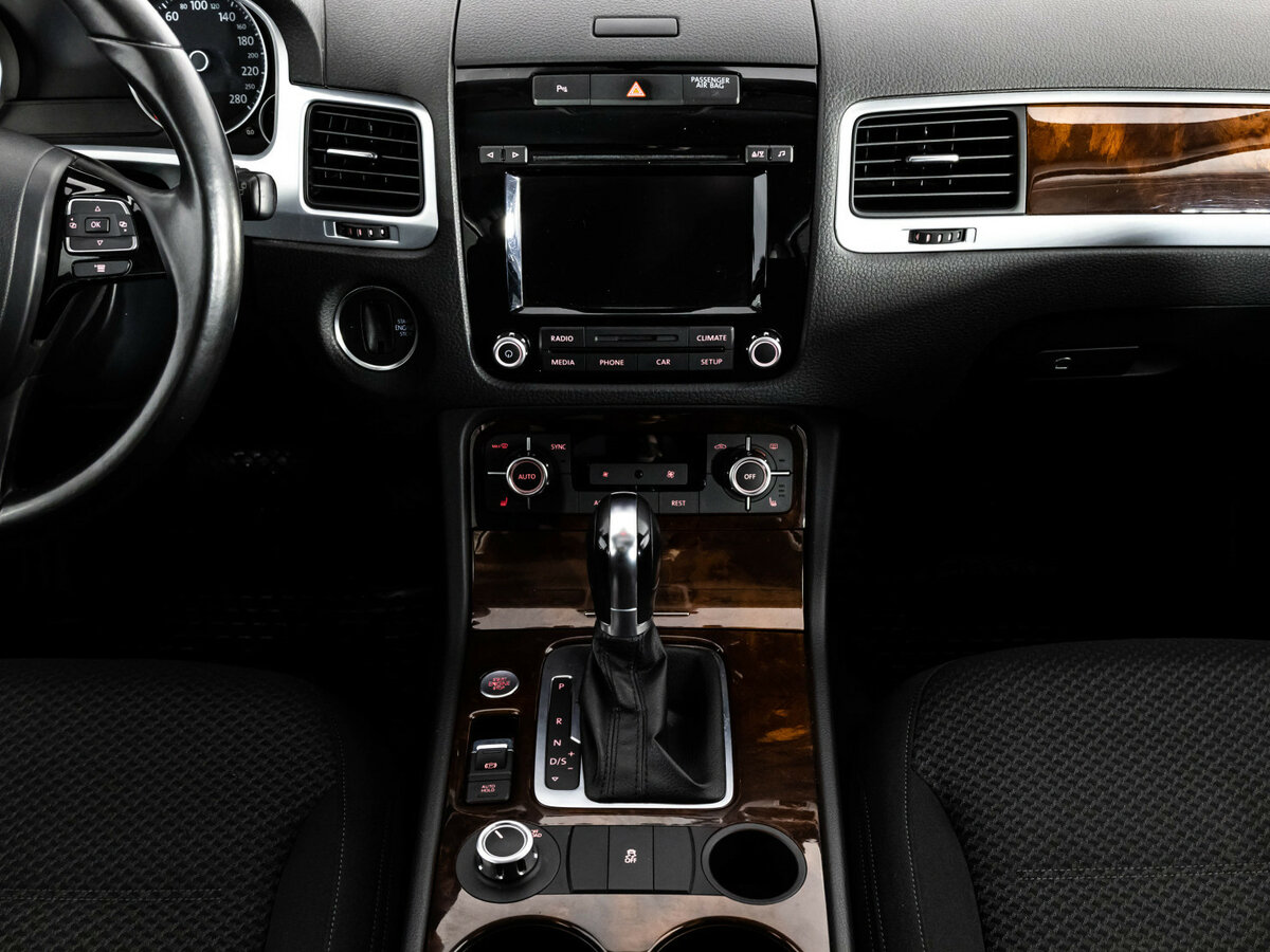 Купить Volkswagen Touareg, 2012, 127 785 км.. Фото: #10