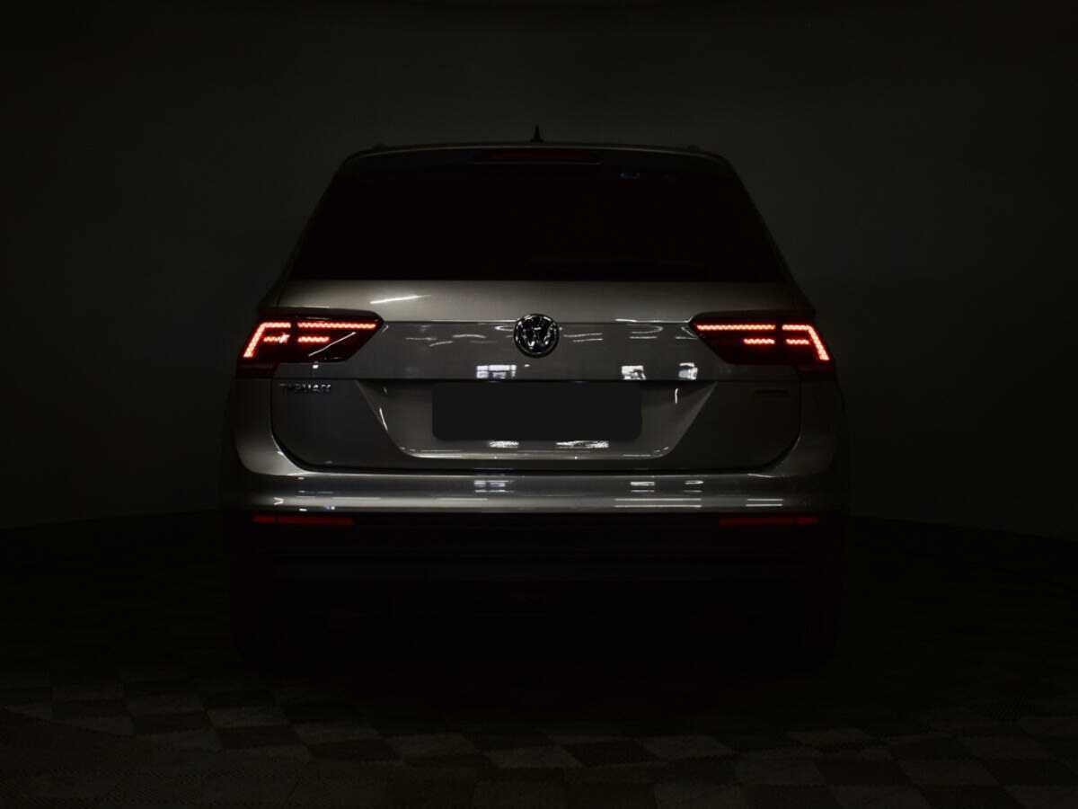 Купить Volkswagen Tiguan, 2018, 101 310 км.. Фото: #7