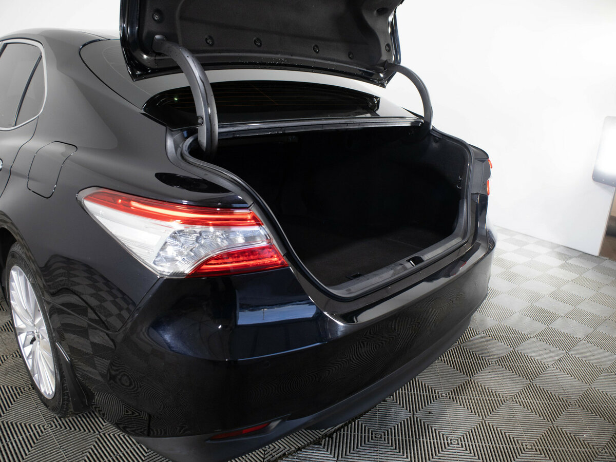 Купить Toyota Camry, 2018, 126 806 км.. Фото: #14
