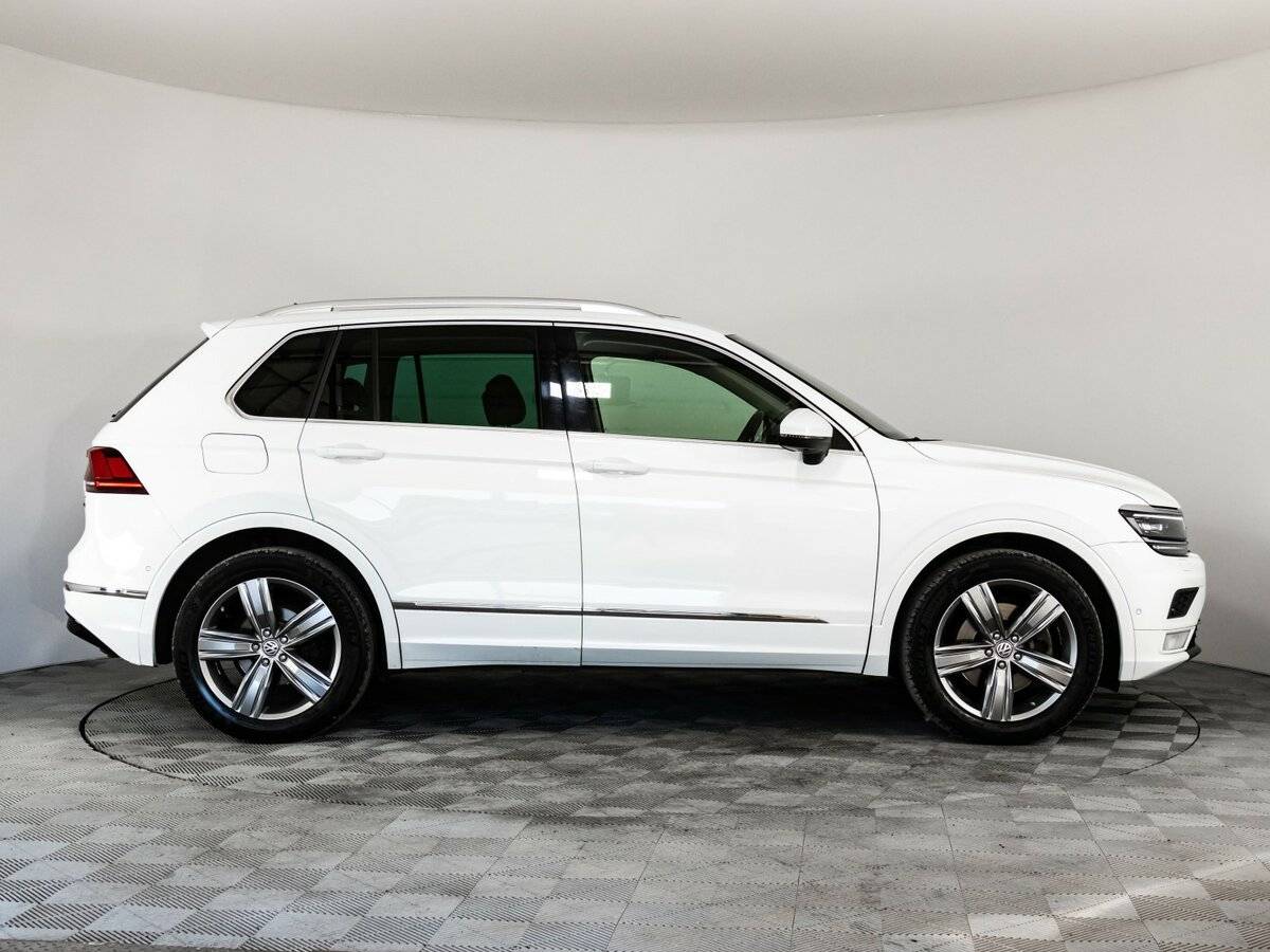 Купить Volkswagen Tiguan, 2017, 214 699 км.. Фото: #5