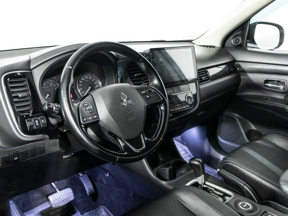 Купить Mitsubishi Outlander, 2016, 145 484 км.. Фото: #10