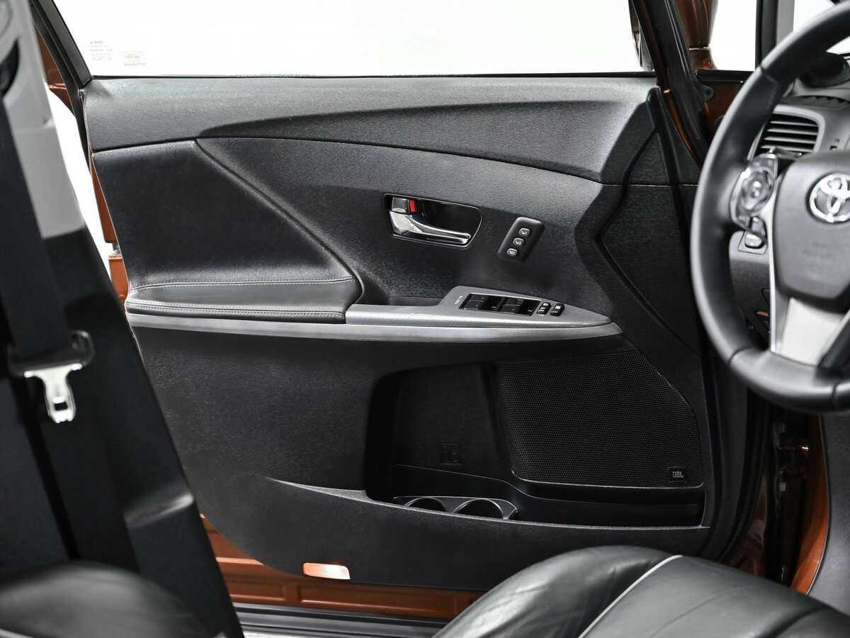 Купить Toyota Venza, 2014, 130 000 км.. Фото: #8