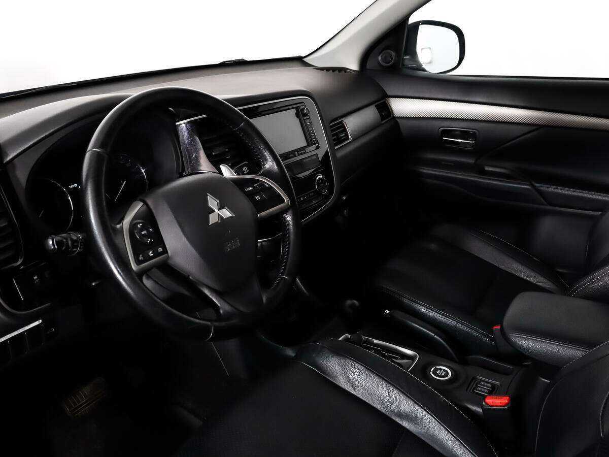 Купить Mitsubishi Outlander, 2014, 162 739 км.. Фото: #11