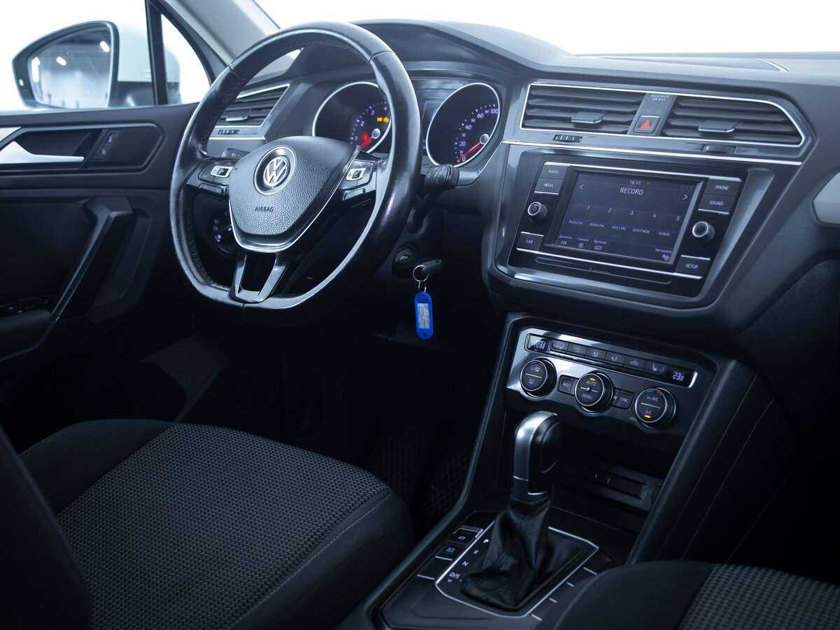 Купить Volkswagen Tiguan, 2018, 114 132 км.. Фото: #10