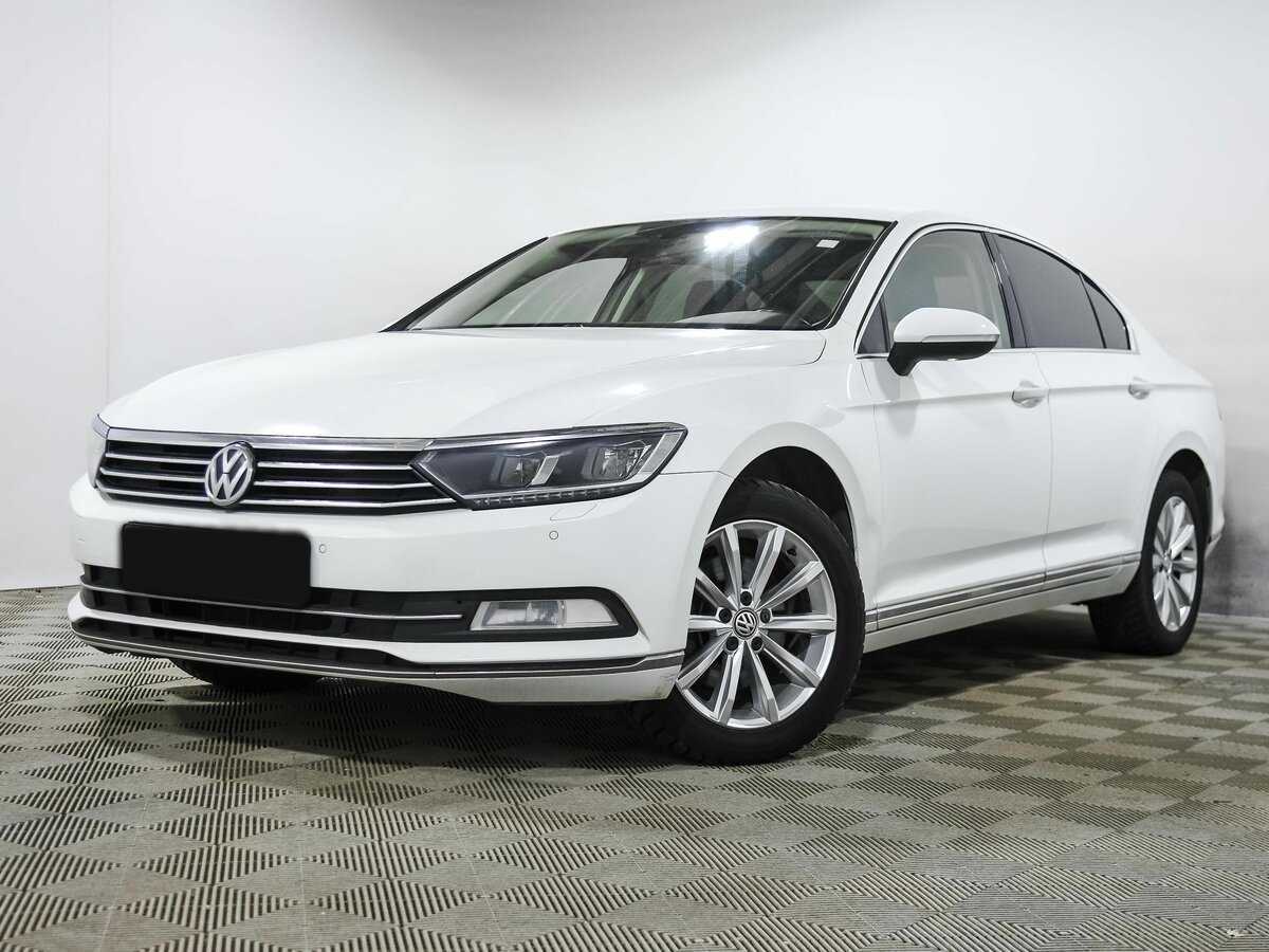 Купить Volkswagen Passat, 2016, 153 225 км.. Посмотреть фото