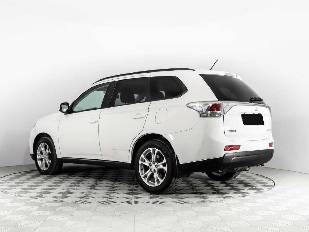 Купить Mitsubishi Outlander, 2014, 197 894 км.. Фото: #6