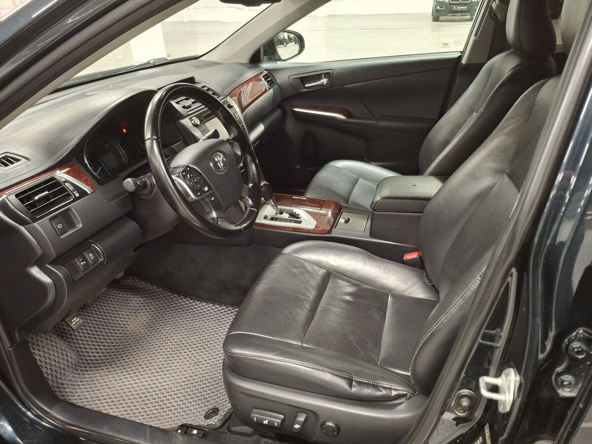 Купить Toyota Camry, 2014, 180 712 км.. Фото: #10