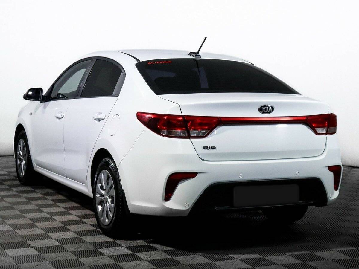 Купить Kia Rio, 2017, 102 979 км.. Фото: #6