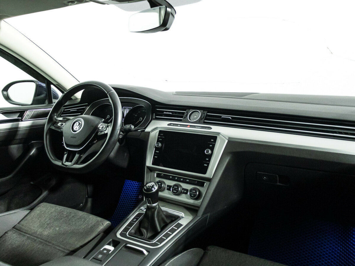 Купить Volkswagen Passat, 2017, 276 163 км.. Фото: #6
