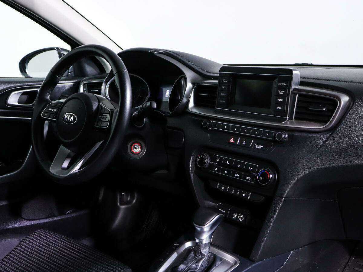 Купить Kia Ceed, 2019, 86 950 км.. Фото: #6