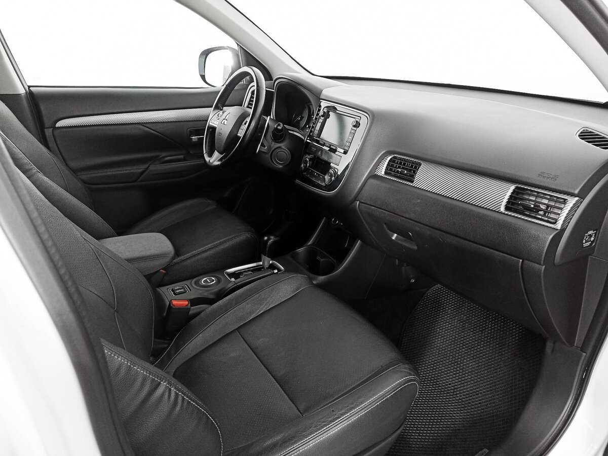 Купить Mitsubishi Outlander, 2014, 181 002 км.. Фото: #6
