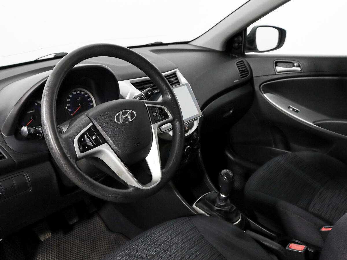 Купить Hyundai Solaris, 2016, 104 966 км.. Фото: #8