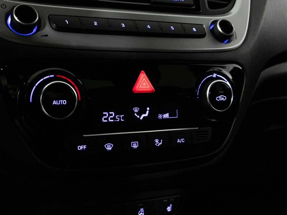 Купить Hyundai Solaris, 2018, 120 365 км.. Фото: #13