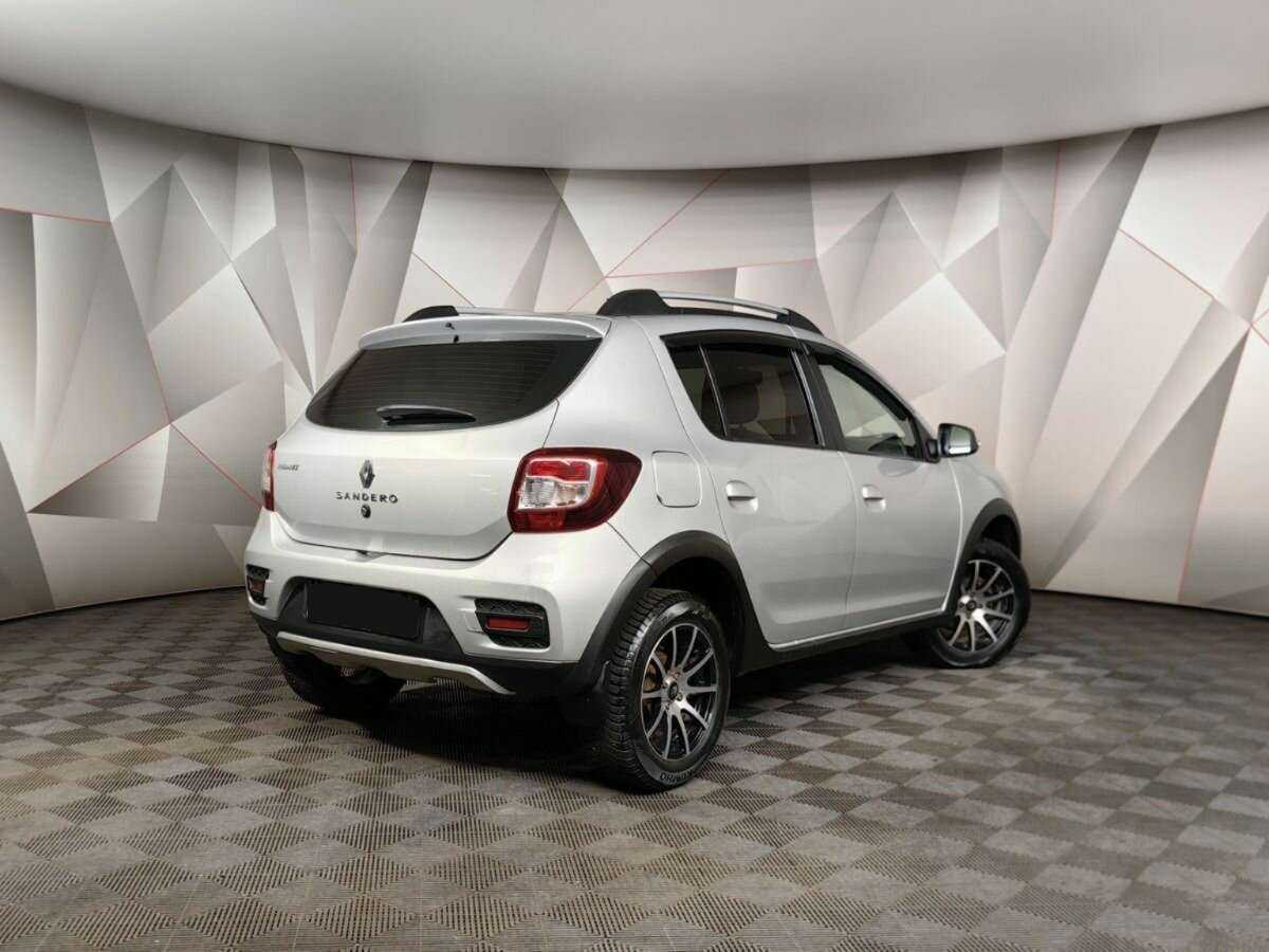 Купить Renault Sandero, 2017, 98 332 км.. Фото: #1