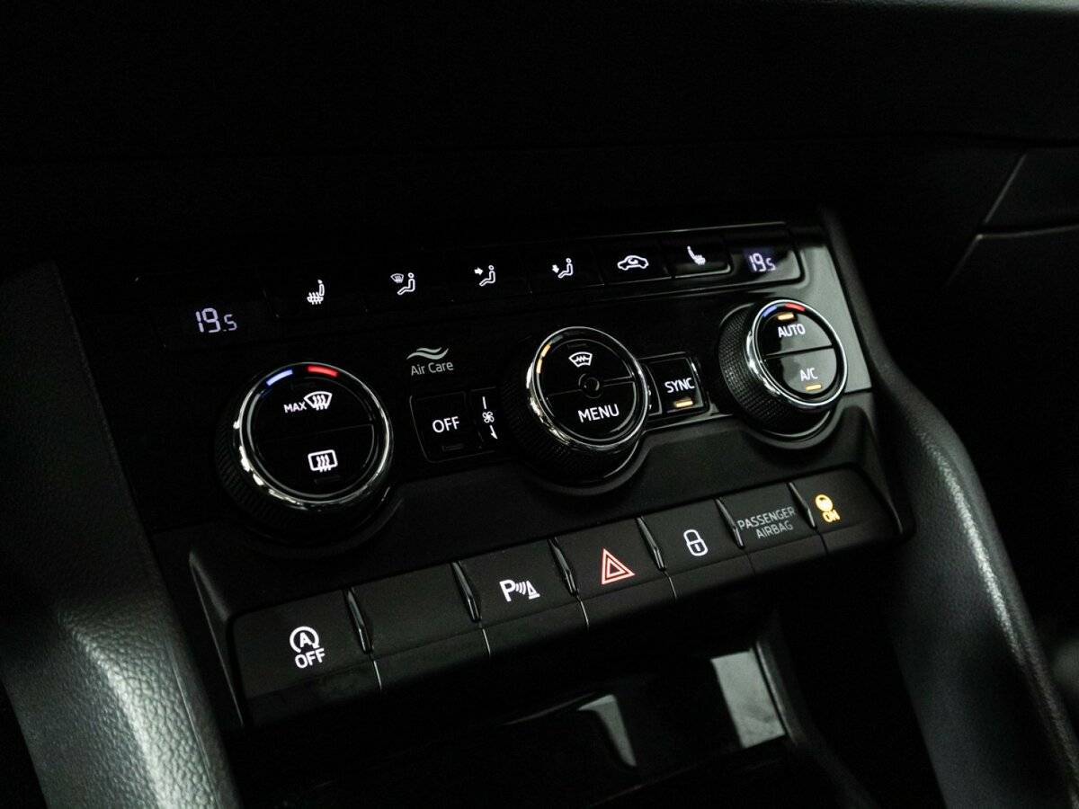 Купить Skoda Karoq, 2021, 82 783 км.. Фото: #12