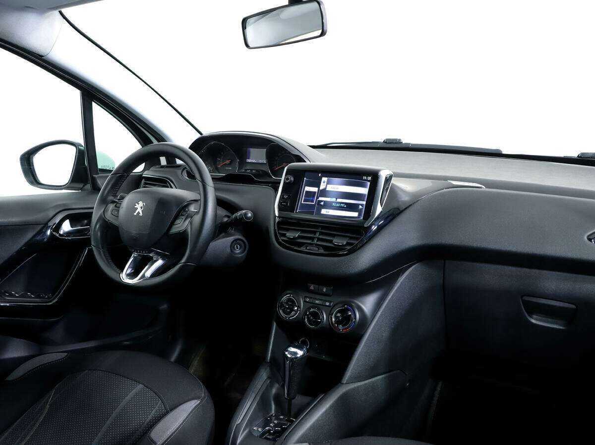 Купить Peugeot 208, 2013, 90 441 км.. Фото: #8