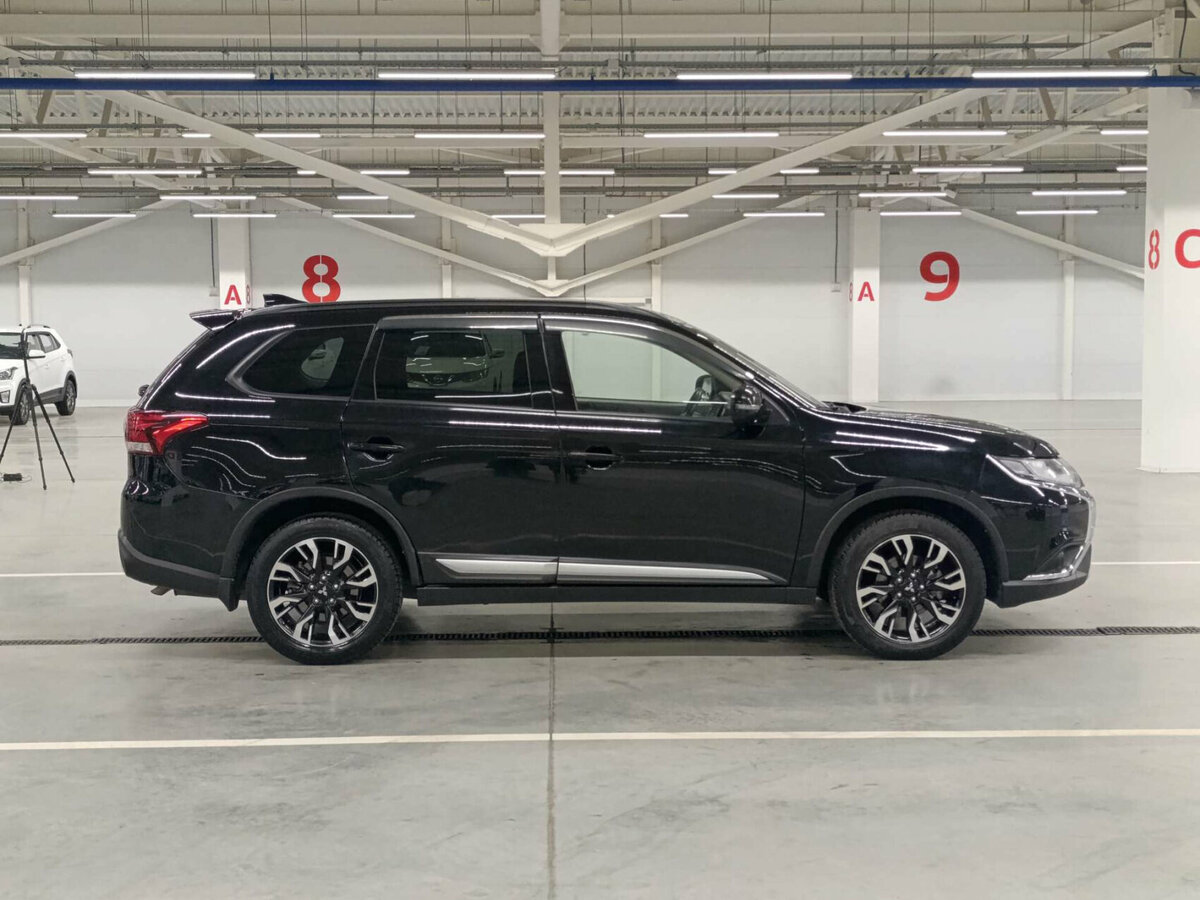 Купить Mitsubishi Outlander, 2021, 86 552 км.. Фото: #3