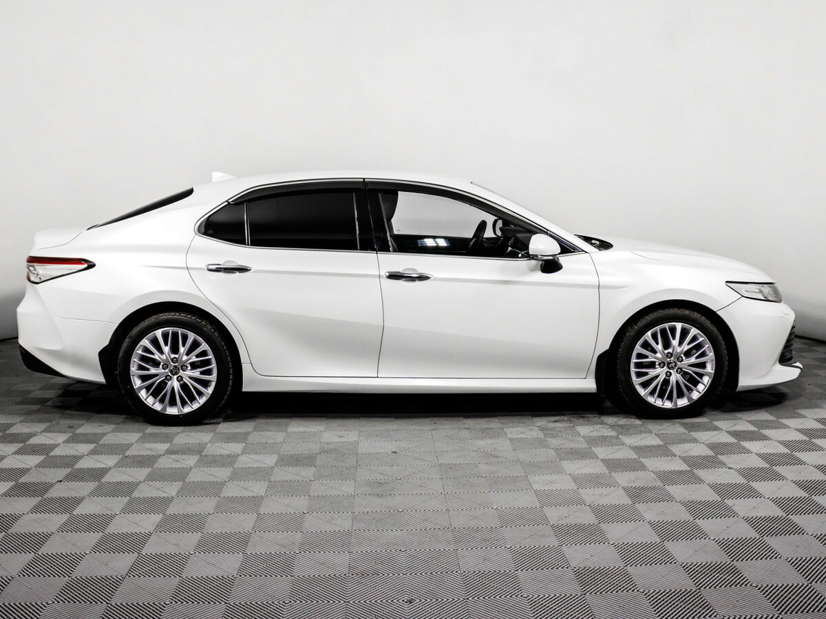 Купить Toyota Camry, 2019, 177 988 км.. Фото: #3