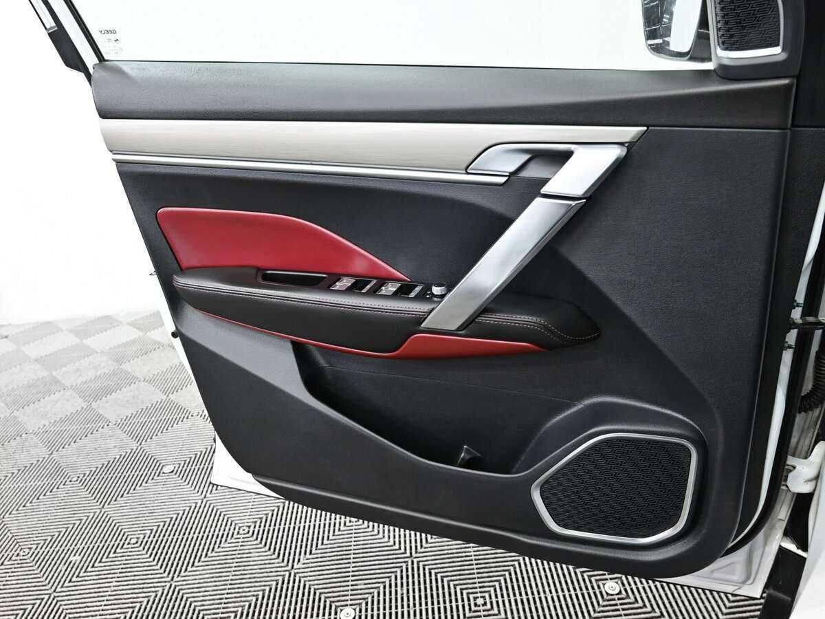 Купить Geely Coolray, 2020, 86 000 км.. Фото: #9