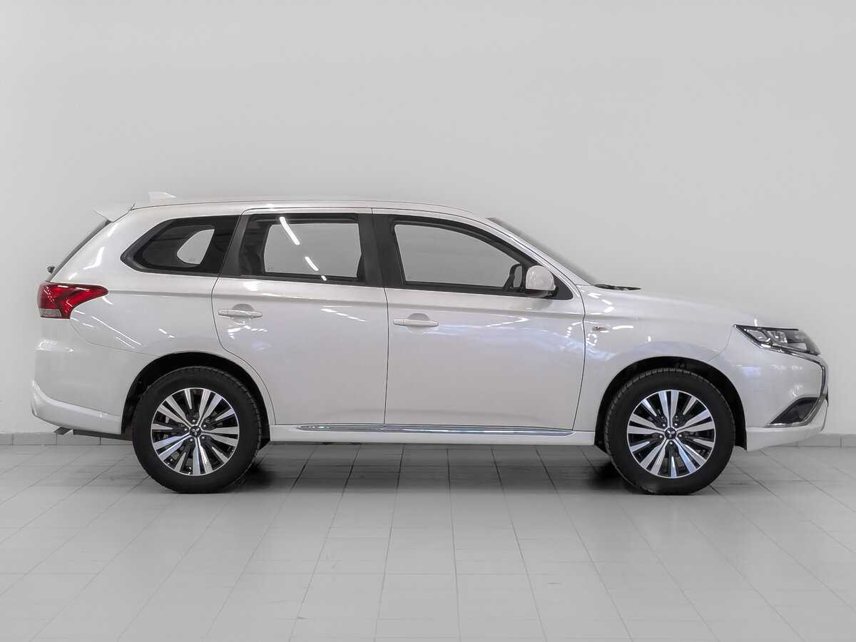 Купить Mitsubishi Outlander, 2022, 28 207 км.. Фото: #3