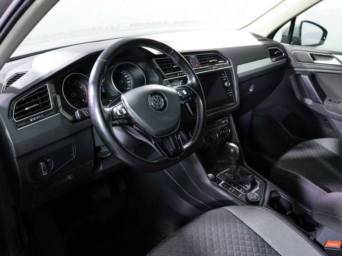 Купить Volkswagen Tiguan, 2020, 64 293 км.. Фото: #11