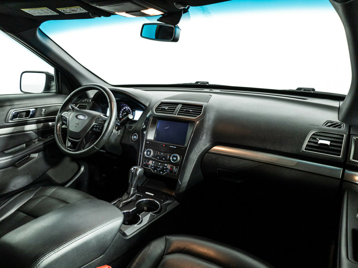 Купить Ford Explorer, 2018, 146 961 км.. Фото: #6