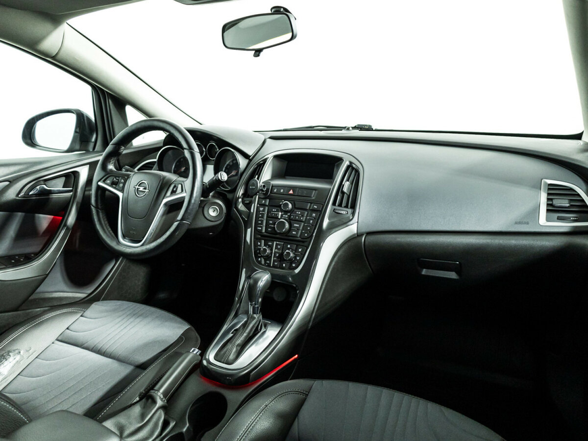 Купить Opel Astra, 2013, 153 570 км.. Фото: #6