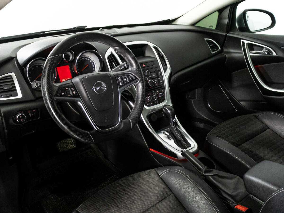 Купить Opel Astra, 2013, 59 741 км.. Фото: #10