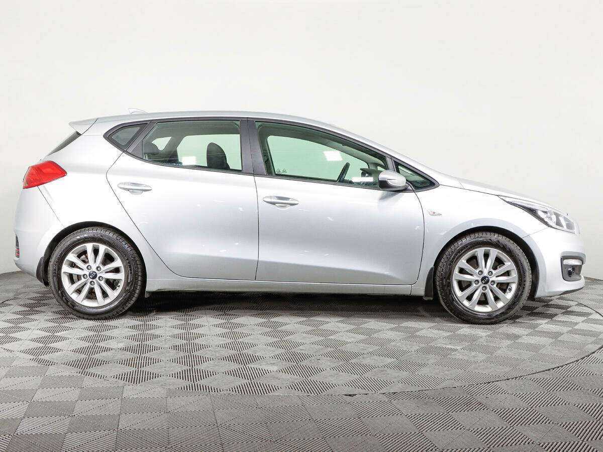 Купить Kia Ceed, 2017, 106 923 км.. Фото: #3