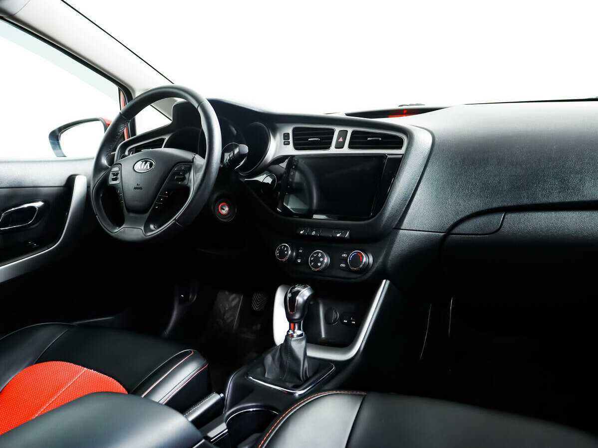 Купить Kia Ceed, 2015, 91 195 км.. Фото: #6