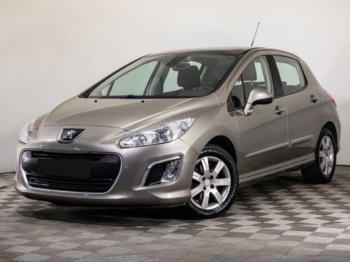 Купить Peugeot 308, 2013, 82 635 км.. Фото: #0